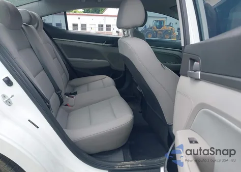 2017 Hyundai Elantra Se z USA, uszkodzony, nr VIN 5NPD84LF5HH132588